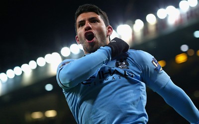 亿兆电竞焦点-C罗点球命中帮助球队登顶积分榜并庆祝