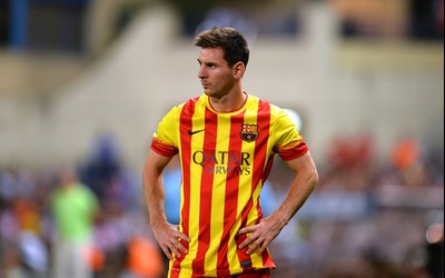 亿兆电竞播报-他重新定义了现代中场